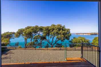 57 Hawaiian Parade, Arkles Bay