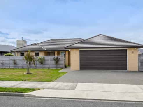 16 Craigmillar Street, Solway