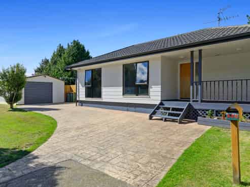 256 Major Drive, Kelson