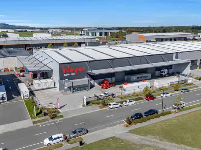 3649sqm of premium industrial warehouse and office