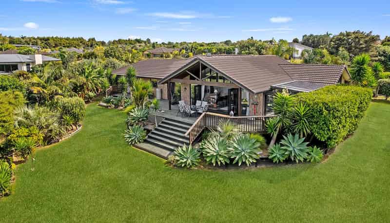 68 Omana Avenue Shelly Beach, Helensville