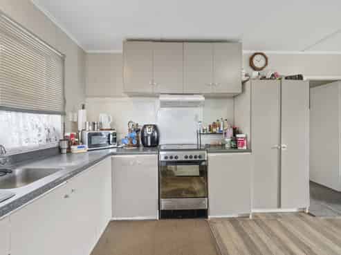 28A and B Fairview Road, Western Heights