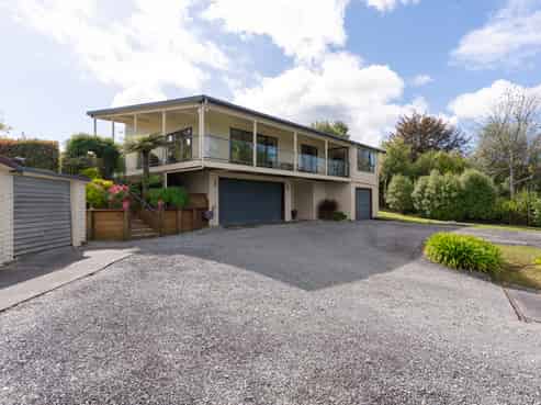 27 Lake Brunner Road, Moana / Lake Brunner