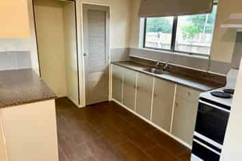 1/22 Foster Terrace, Onekawa