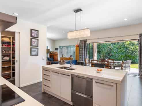 3 Wood Leigh, Paraparaumu Beach