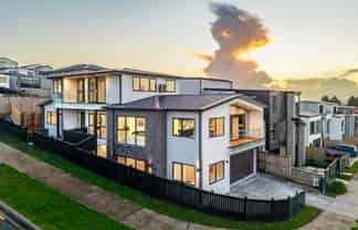 31 Bremner Ridge Street, Flat Bush