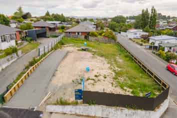 62a Avenue Road, West End