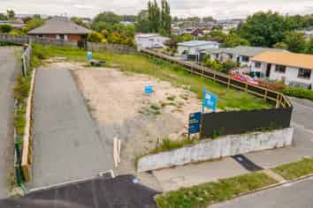 62a Avenue Road, West End