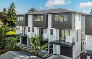 37D Erima Avenue, Point England