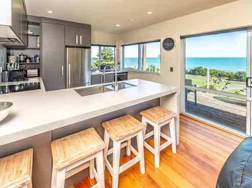 18 Sunset Parade, Kai Iwi