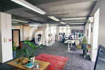 OFFICE SPACE | Shared Office or Take the Lot!