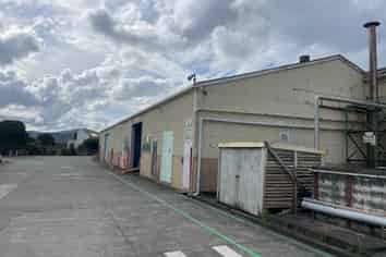 1035m2 Industrial Warehouse In Seaview