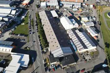 1035m2 Industrial Warehouse In Seaview