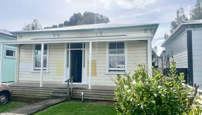24 Cole Street, Dannevirke