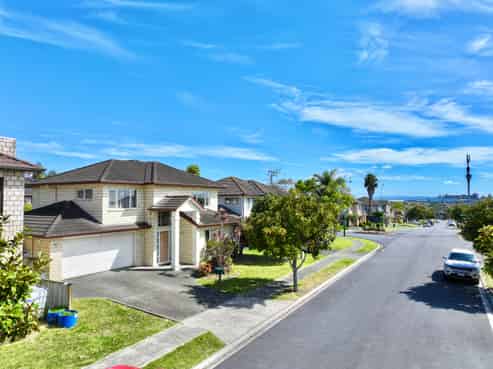 3 Bridgefield Crescent, Flat Bush