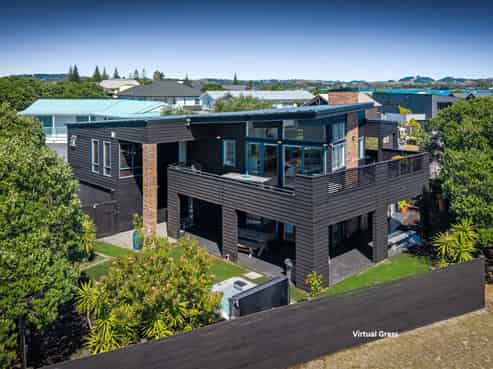 35 Lagoon Way, Omaha