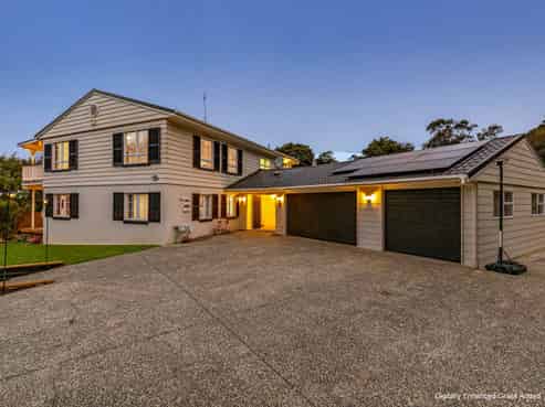 3 Laingrange Place, Laingholm