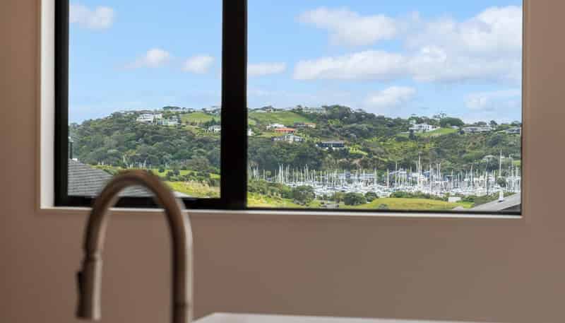   Whale Bay Rise, Gulf Harbour