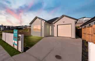  17 Whakairo Crescent, Gulf Harbour