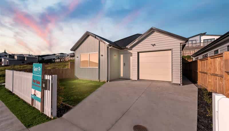  17 Whakairo Crescent, Gulf Harbour