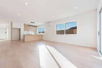  17 Whakairo Crescent, Gulf Harbour