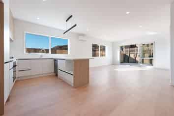  17 Whakairo Crescent, Gulf Harbour