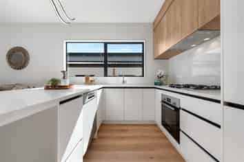   Whakairo Crescent, Gulf Harbour