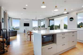 228 J Tolhopf Road, Puhoi