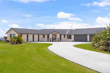 228 J Tolhopf Road, Puhoi