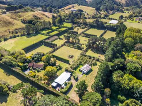 417C Grays Road, Pauatahanui