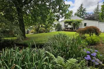 869 Junction Road, Inglewood
