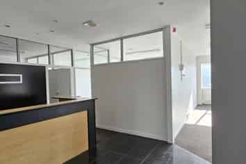 Spacious & Tidy office space for lease