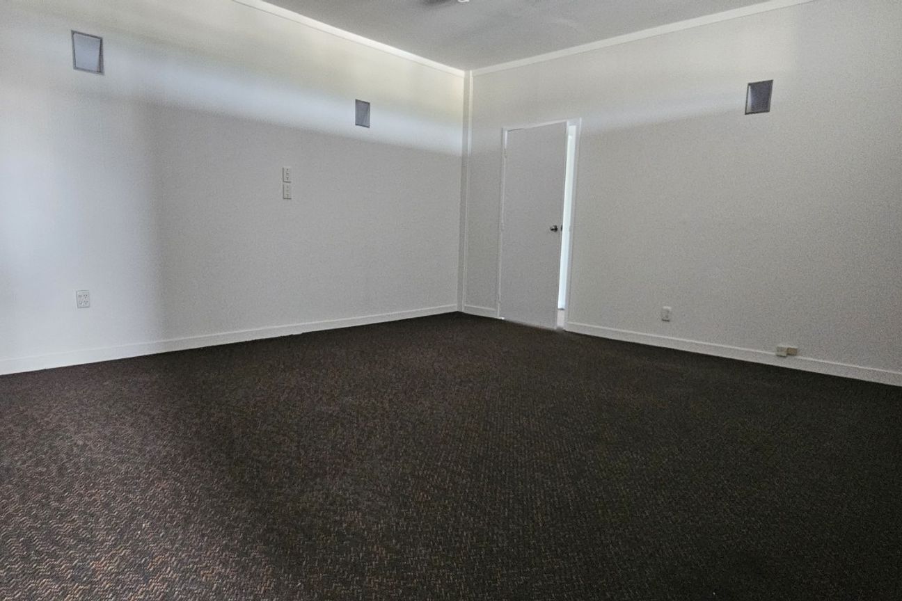 Spacious & Tidy office space for lease - Vaade 5