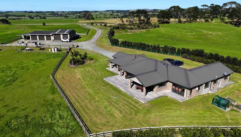 60 Scarrott Road, Te Kopuru