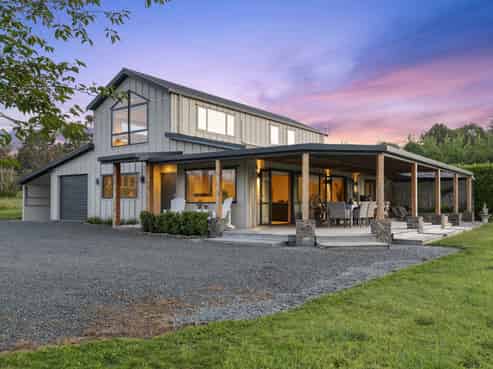 853B Dairy Flat Highway, Dairy Flat