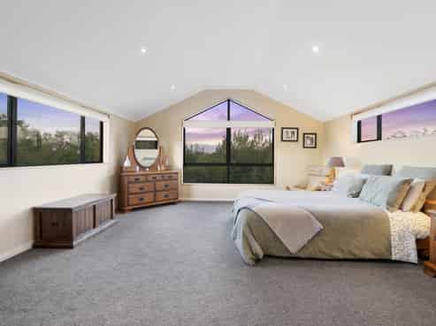 853B Dairy Flat Highway, Dairy Flat