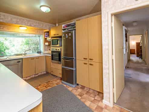 138 Anzac Parade, Whanganui East