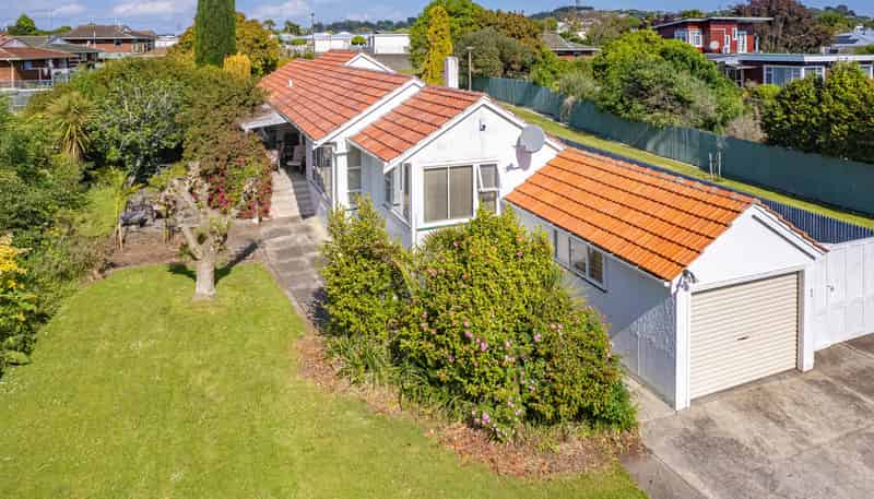 138 Anzac Parade, Whanganui East