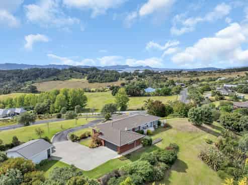 166 Pompallier Estate Drive, Maunu