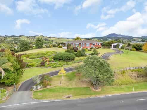 166 Pompallier Estate Drive, Maunu