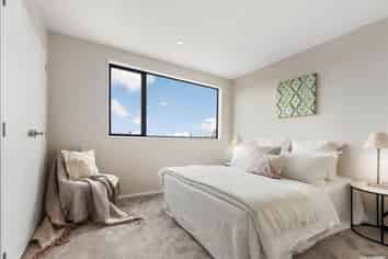 2/53 Archibald Road, Kelston