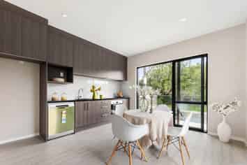 2/53 Archibald Road, Kelston