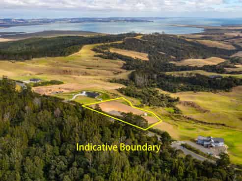 6 Parua Bay Drive, Kaukapakapa
