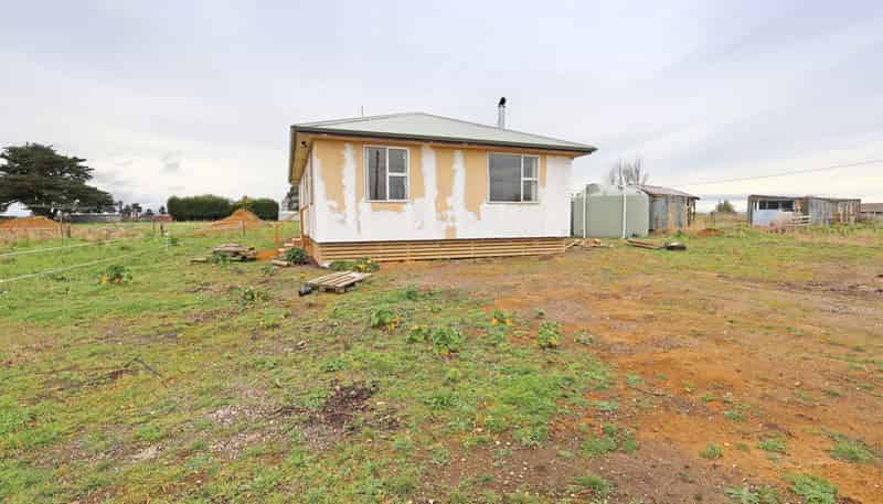 3 Lake Road, Longbush