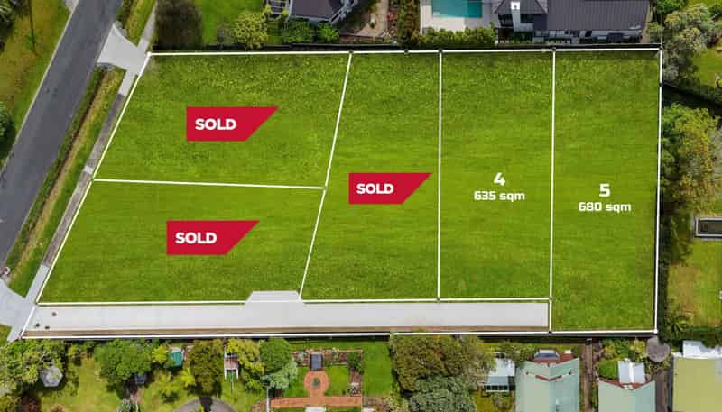 11 Oscar Road, Greenhithe