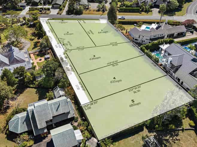 11 Oscar Road, Greenhithe