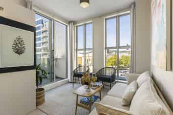 31 Karo Drive, Te Aro