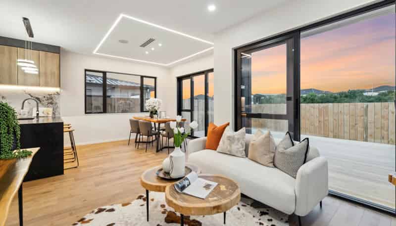 18 Adamson Road, Flat Bush