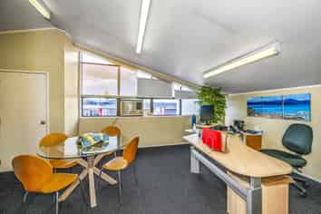 Vacant Industrial Unit in the Heart of Manukau