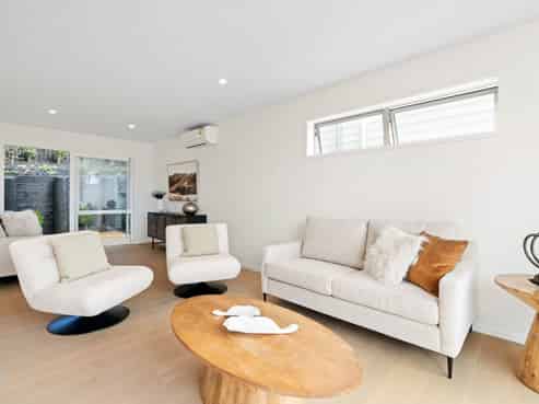 Lots 1-5/28 Girrahween Drive, Totara Vale